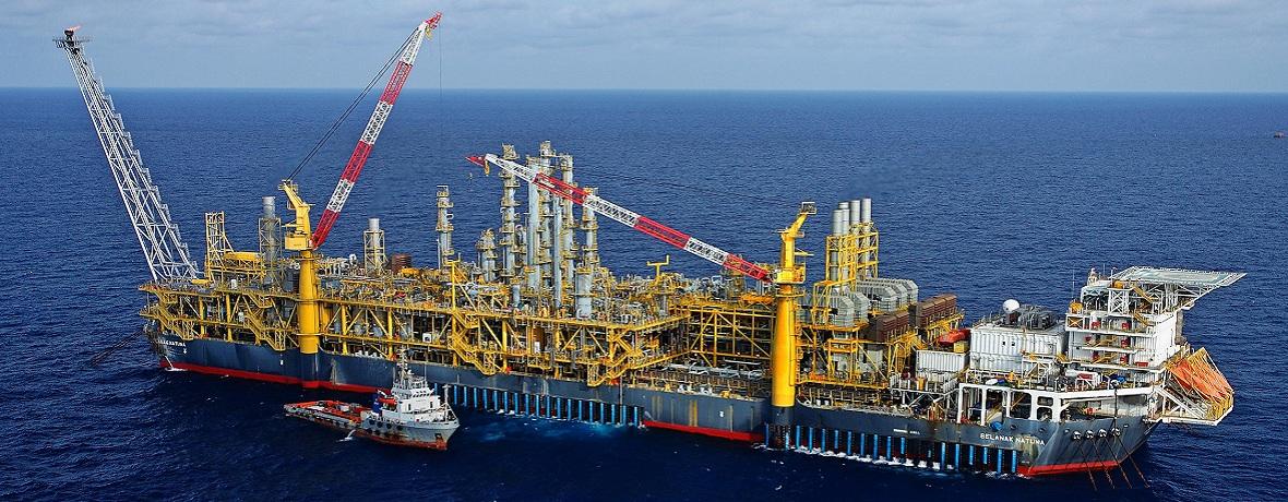 Kilang offshore Medco Energi di Laut Natuna Selatan, Riau, Indonesia.