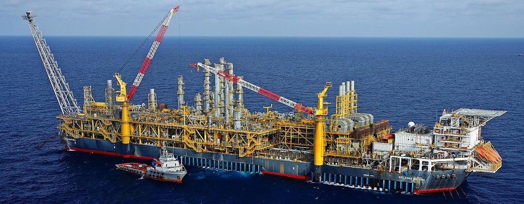 Kilang offshore Medco Energi di Laut Natuna Selatan, Riau, Indonesia.