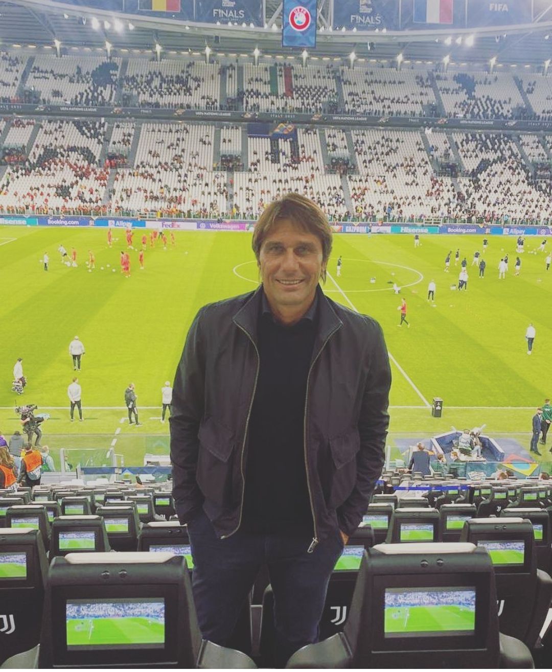 Conte saat menyaksikan semifinal Nation League beberapa waktu lalu.