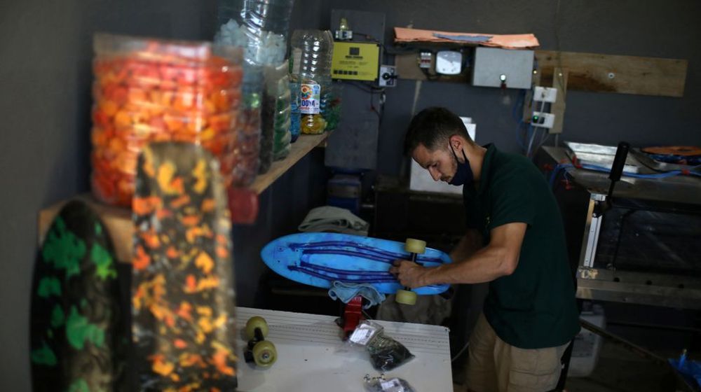 skateboard favela2-reuters.jpg