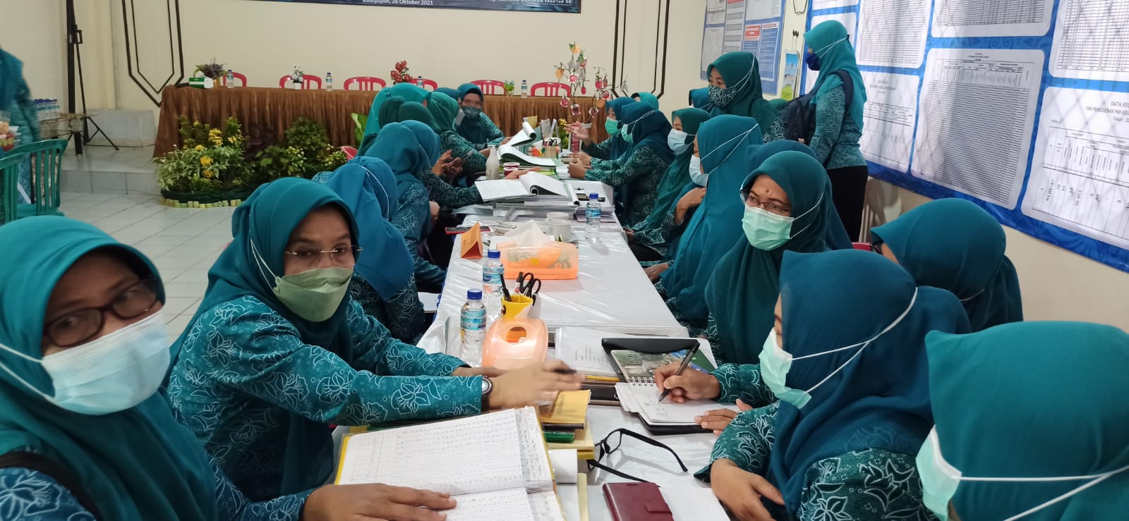 Tim Penggerak PKK Provinsi Verifikasi Lomba Panji Keberhasilan PKK Kelurahan Telaga Sari