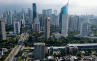 Lanskap gedung bertingkat dan perkantoran di Jakarta, Senin, 1 November 2021. Foto: Ismail Pohan/TrenAsia