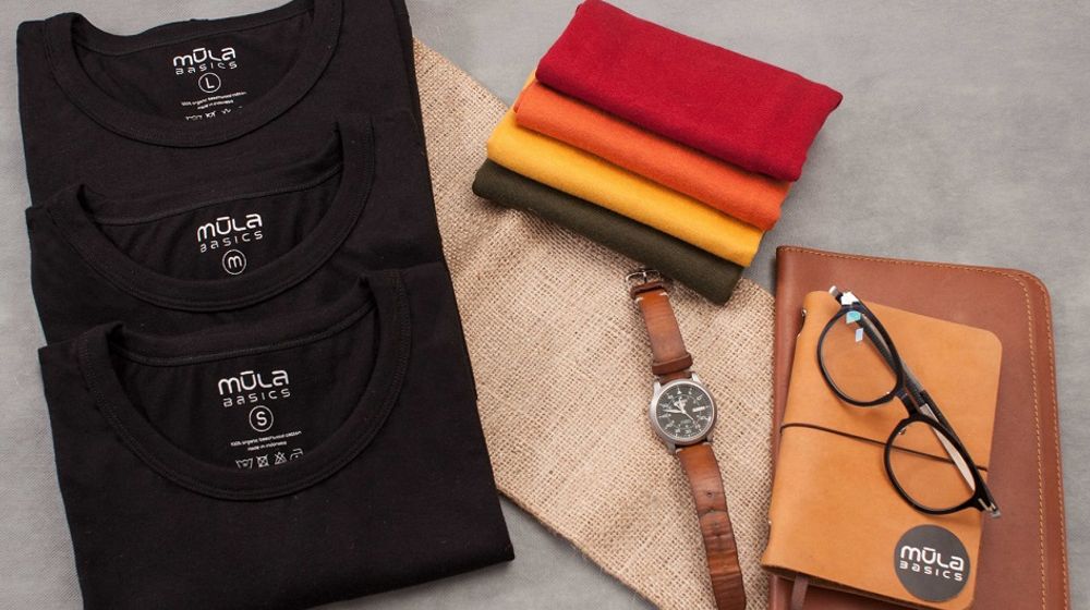 Kaos Mula Basic yang berasal dari Bandung mengedepankan kenyamanan karena dari bahan-bahan alami / Istagram @mula.basic