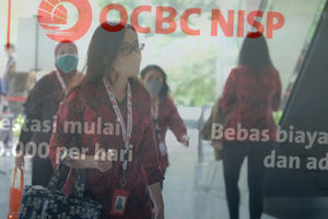 Laba Bank OCBC NISP .jpg