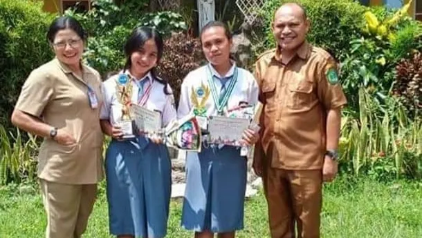  Luar Biasa! SMAS Katolik Regina Pacis Bajawa Cetak 25 Prestasi  di Tengah Pandemi Covid-19