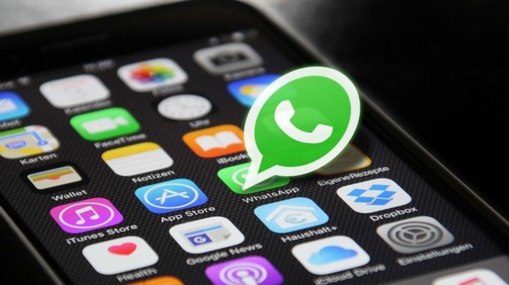 Trik Mudah Cara Nonton YouTube Sambil Chat di WhatsApp