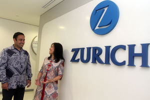 Peluncuran Zurich Asuransi Indonesia - Panji 1.jpg