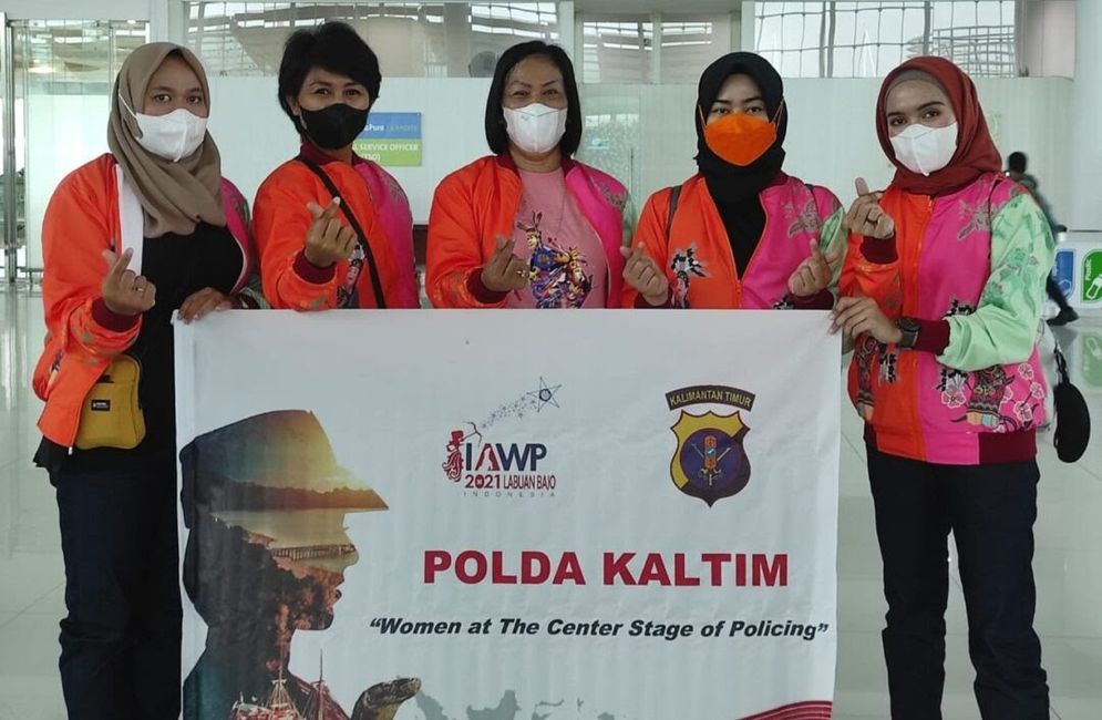 Para Polwan Polda Kaltim yang akan IAWP Training Conference ke 58 di Labuan Bajo Nusa Tenggara Timur (NTT).