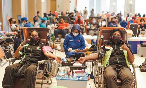 Donor Darah Rekor MURI.jpg