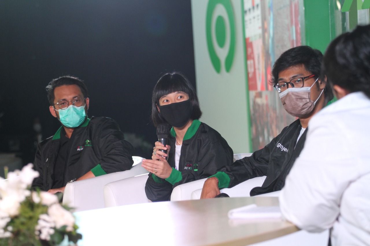 Gojek juga menggelar ajang penghargaan tahunan Mitra Juara Gojek keempat kalinya yang
mengapresiasi mitra ekosistem yang telah menjadi Pejuang Pandemi.