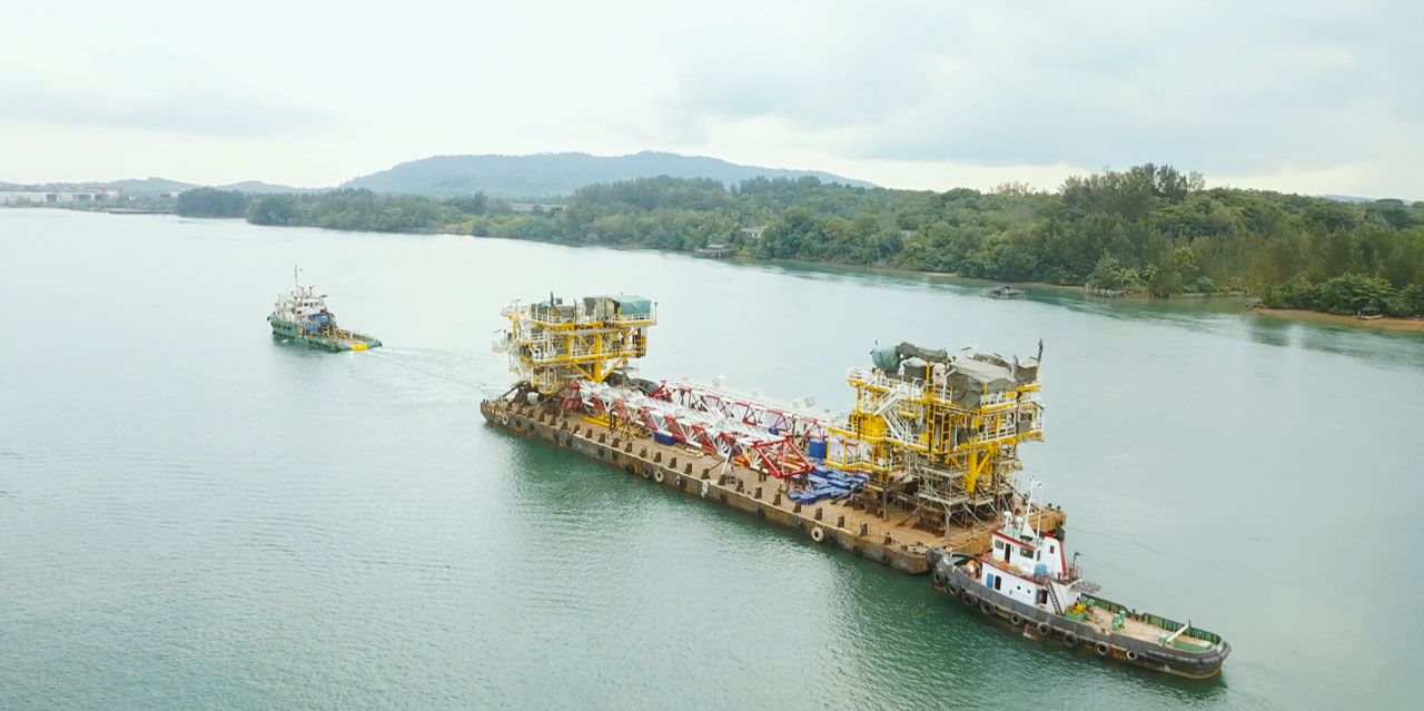 PHM Layarkan Dek Anjungan Migas Lepas Pantai WPN4 dan WPS3 Proyek JSN