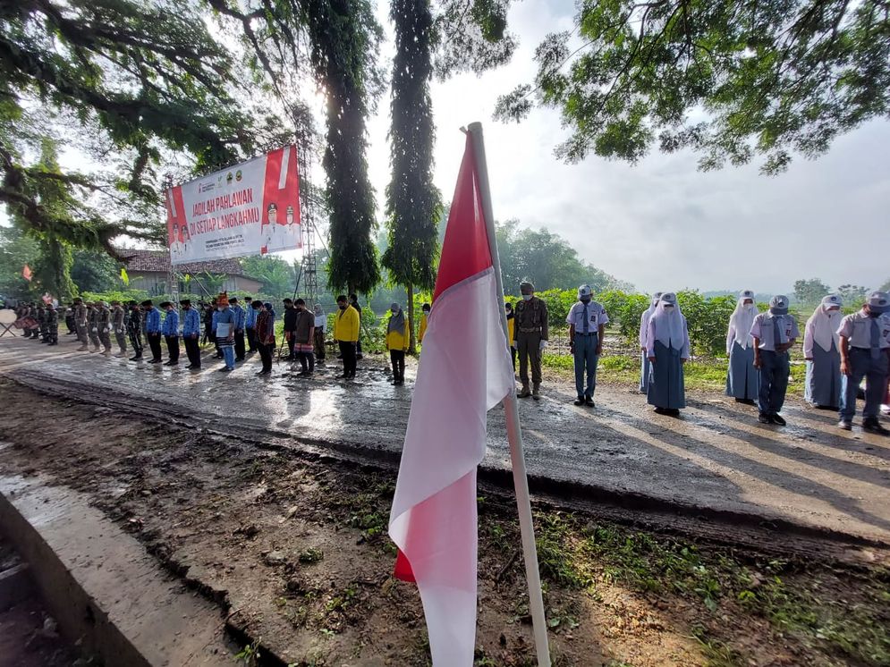 10 Nov Upacara hari pahlawan.jpg