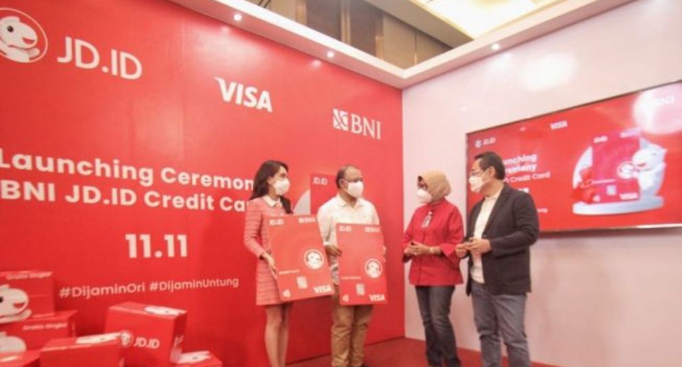 PT Bank Negara Indonesia (Persero) Tbk (BNI) berkolaborasi dengan platform e-commerce JD.ID meluncurkan Kartu Kredit BNI JD.ID.