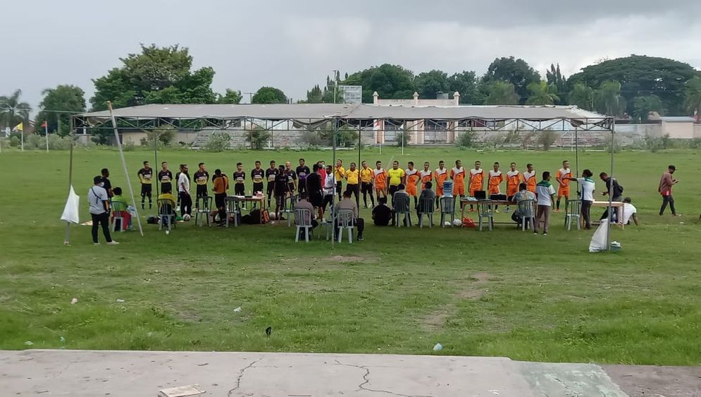 Turnamen sepak bola Askab Cups 1 Sikka berlangsung tanpa penonton dan suporter