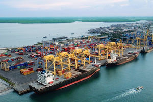 Pascamerger, Pelindo Catat Kenaikan Trafik Peti Kemas 6,9 Persen Jadi 12,4 Juta TEUs.jpg