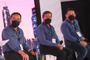 Volvo Luncurkan Truk Terbaru - Panji 2.jpg