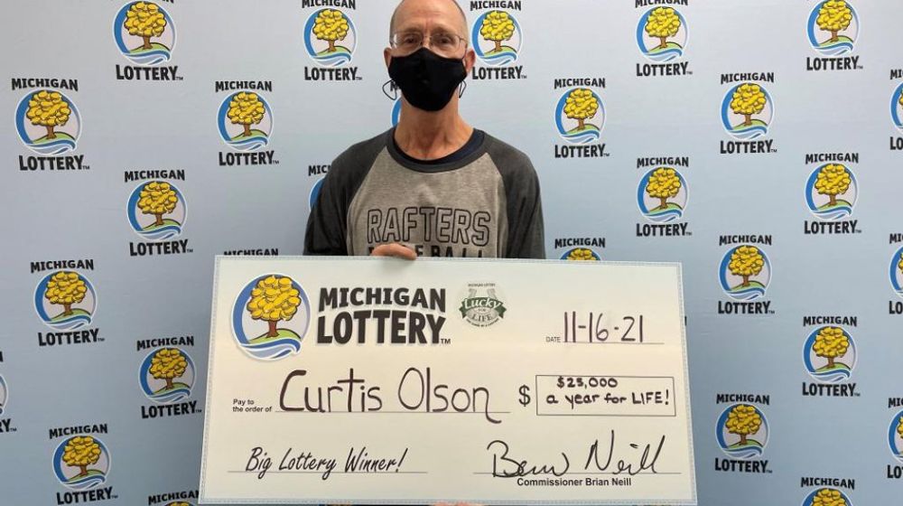 Curtis Olson Lottery Winner-UPI.jpg