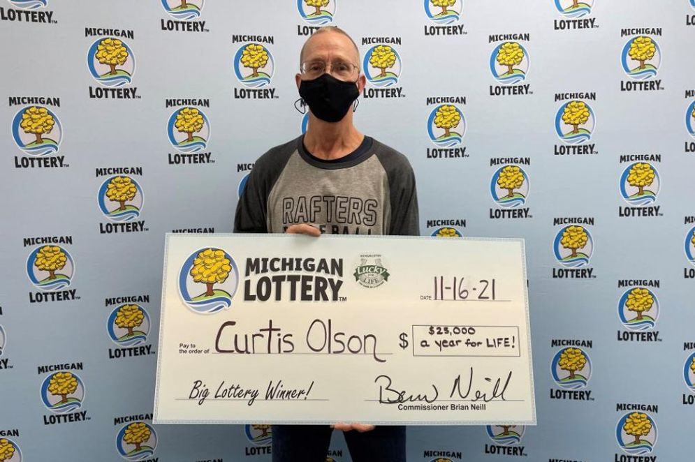 Curtis Olson Lottery Winner-UPI.jpg