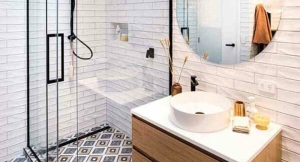 Desain desain kamar mandi tanpa bak air. 