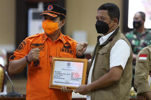 BNPB Salurkan Rp1,5 Miliar untuk Warga Terdampak Banjir di Kalteng.jpg