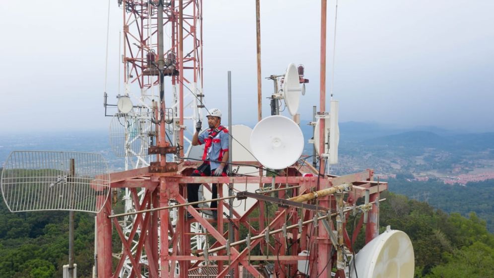 Menara telekomunikasi milik Mitratel, anak usaha Telkom 