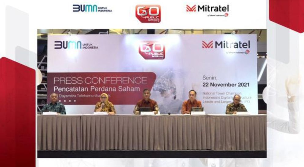 PT Dayamitra Telekomunikasi Tbk atau Mitratel (MTEL) saat konferensi pers dalam rangka IPO di Bursa Efek Indonesia (BEI), Senin (22/11/2021). 