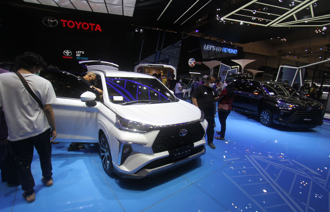 Booth Toyota  pada pameran Otomotif Gaikindo Indonesia International Auto Show (GIIAS) 2021 di Indonesia Convention Exhibition (ICE) BSD, Serpong, Tangerang. Foto : Panji Asmoro/TrenAsia