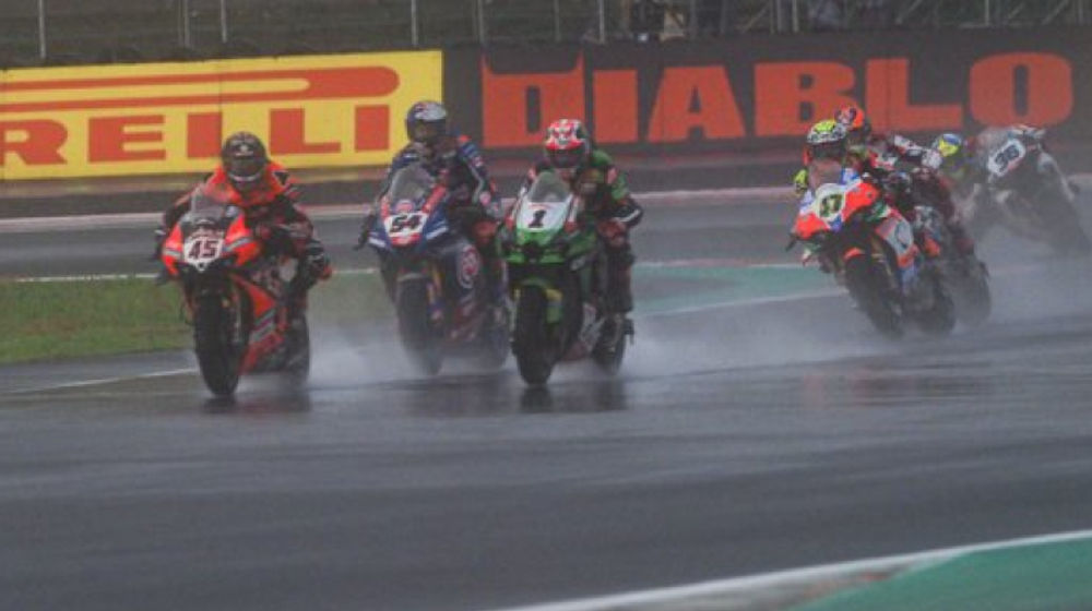 Fakta-fakta Kontroversial Mengenai Balapan Perdana di Sirkuit Mandalika.jpg