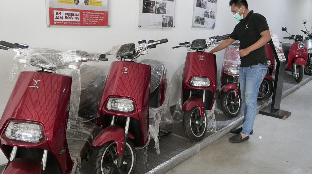 Penjualan Motor Listrik .jpg