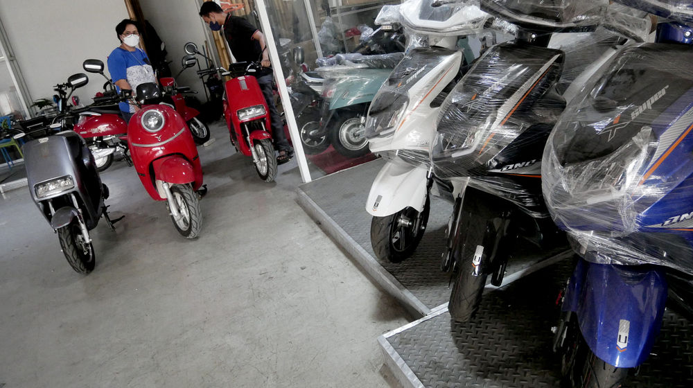 Penjualan Motor Listrik .jpg