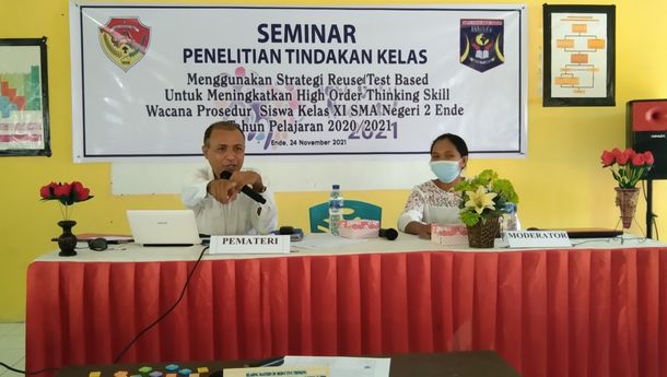 SMAN 2 Ende Gelar Seminar Penelitian Tindakan Kelas 