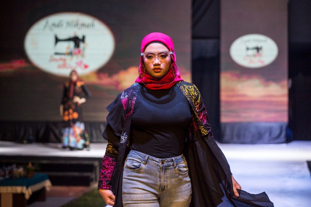 Batam Batik Fashion Week 2021,  Bangkitkan Ekonomi UMKM