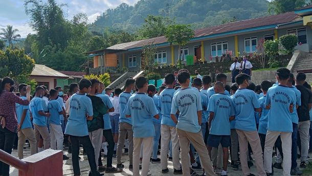 SMPK Marsudirini Detusoko Gelar Pemilihan Pengurus OSIS Periode 2021/2022