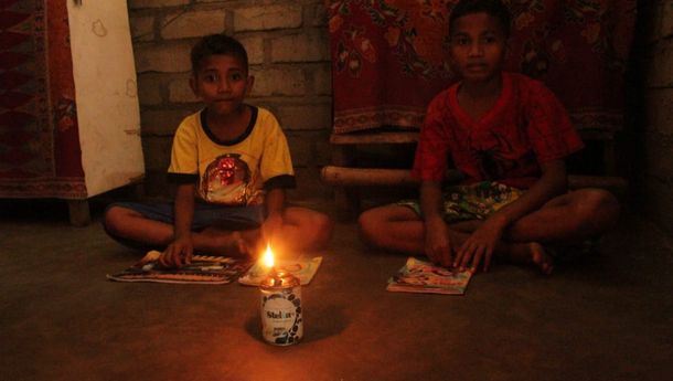 Derita Warga Perumahan Tabali: Selain Belum Dapat  Listrik, Pasokan Air PAM pun Sangat Minim