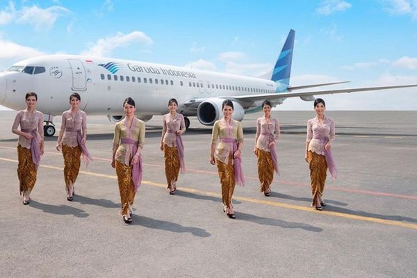 Garuda-Indonesia-Anne-Avantie.jpg