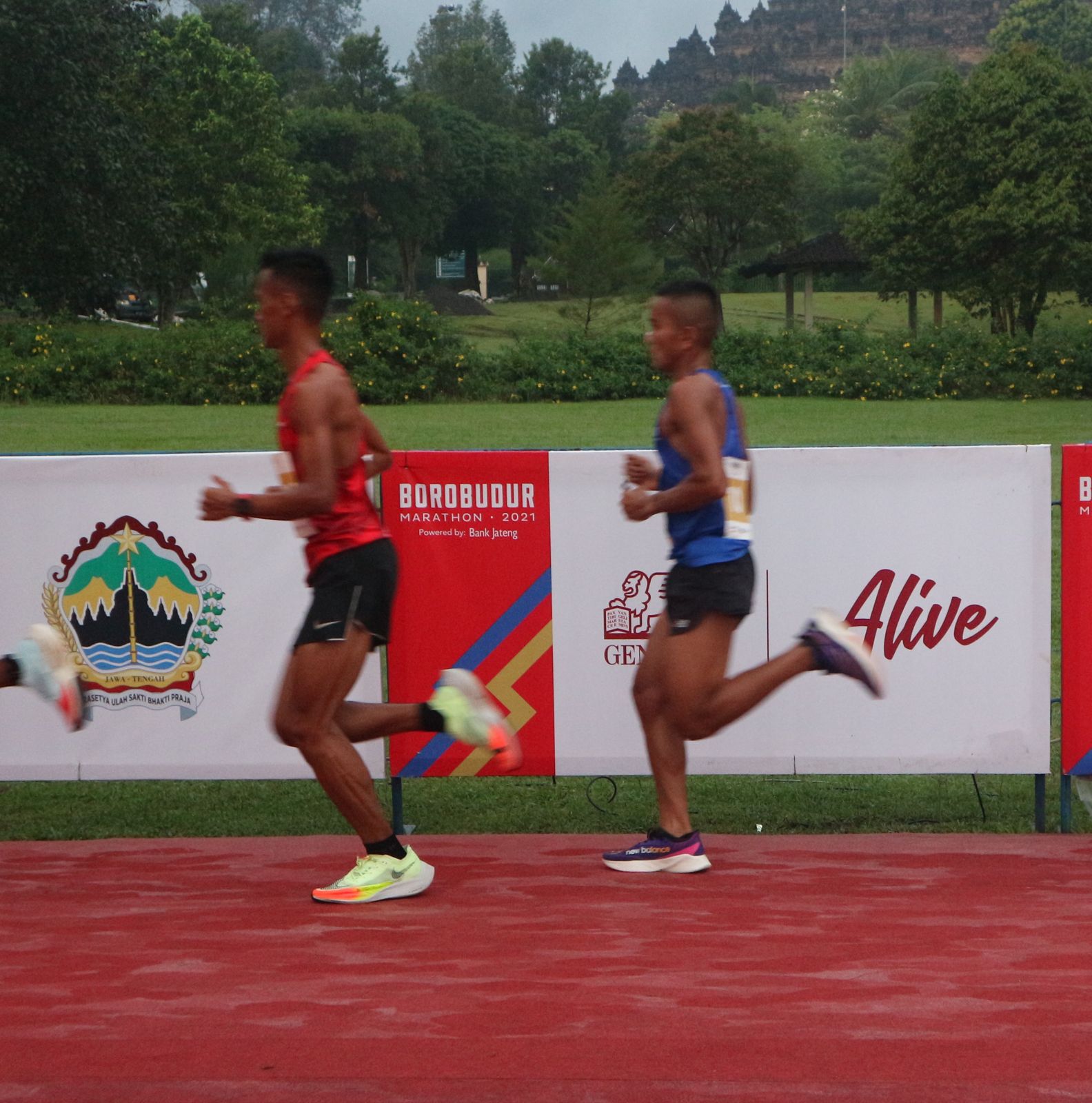 Pelari Borobudur Maraton 2021