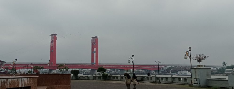 Jembatan Ampera