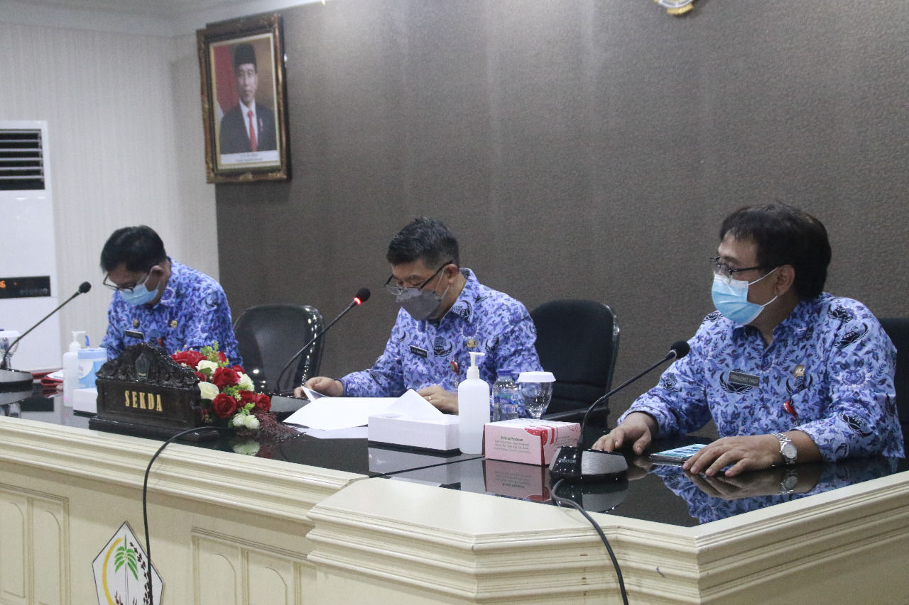 Gammy Kawatu pimpin rapat kerja. (Foto:Istimewa)