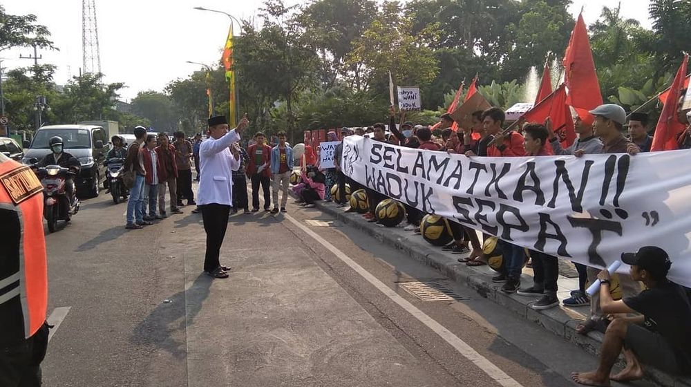 Waduk Sepat Walhi Jatim.jpg