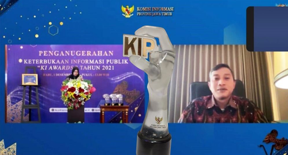 penghargaan dalam Komisi Informasi Awards Jawa Timur Tahun 2021. 