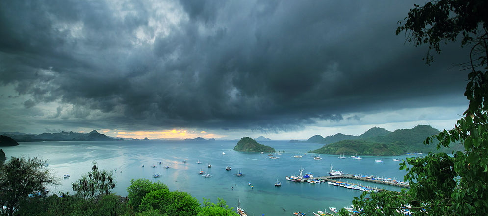 LabuanBajo_Panorama1.jpg