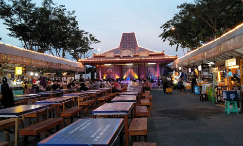 A-MAKAN.jpg