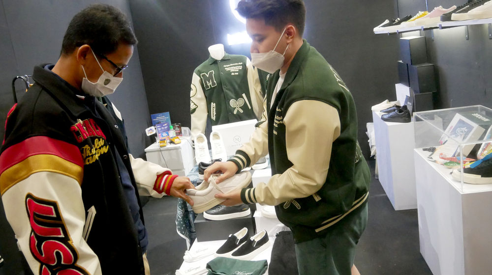 Urban Snekears Society 2021 .jpg