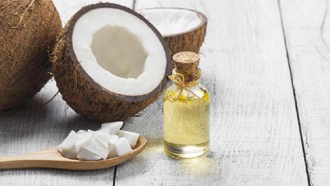 Virgin coconut oil (VCO) alias minyak kelapa murni yang dihasilkan oleh PT Indo Pureco Pratama Tbk (IPPE) / Dok. Indo Pureco