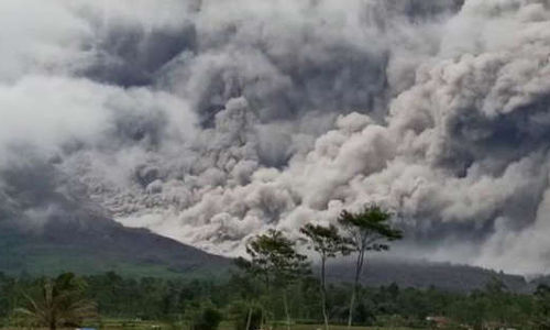 A-ERUPSI.jpg