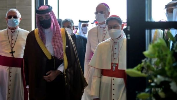 'Katedral Our Lady of Arabia', Gereja katolik Terbesar di Semenanjung Arab, Ditahbiskan