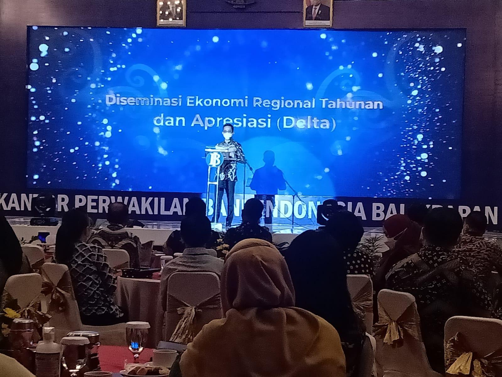 Wali Kota Balikpapan dalam acara  Diseminasi Ekonomi Regional Tahunan dan Apresiasi Bank Indonesia (DELTA), Jumat malam (10/12/2021)