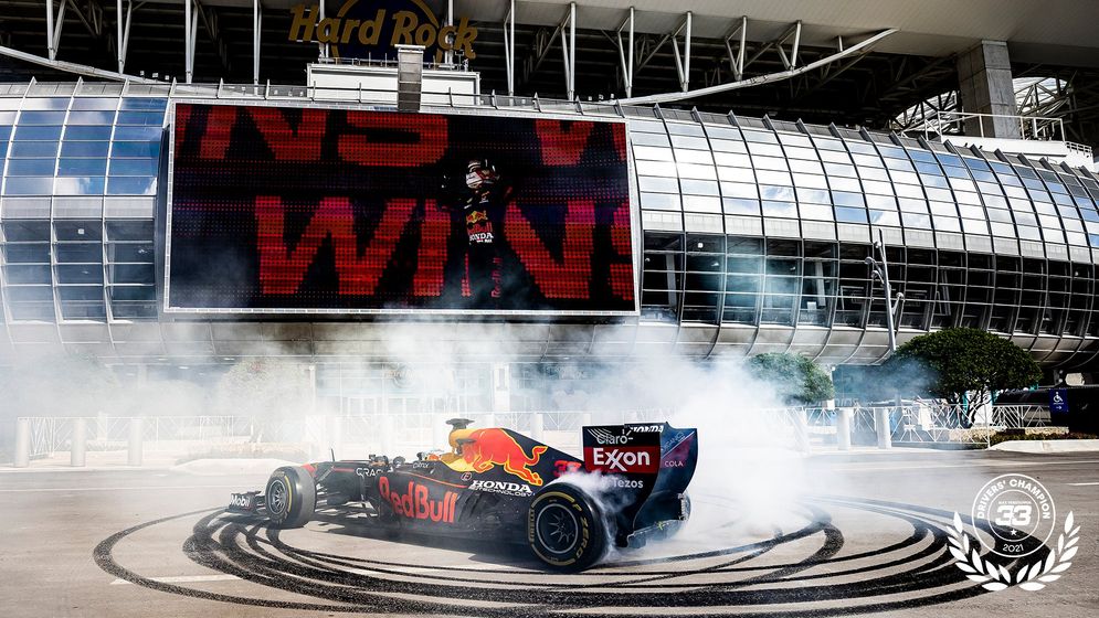 Honda Tinggalkan Formula One Setelah Antarkan Max Verstappen Jadi Juara Dunia 2021 