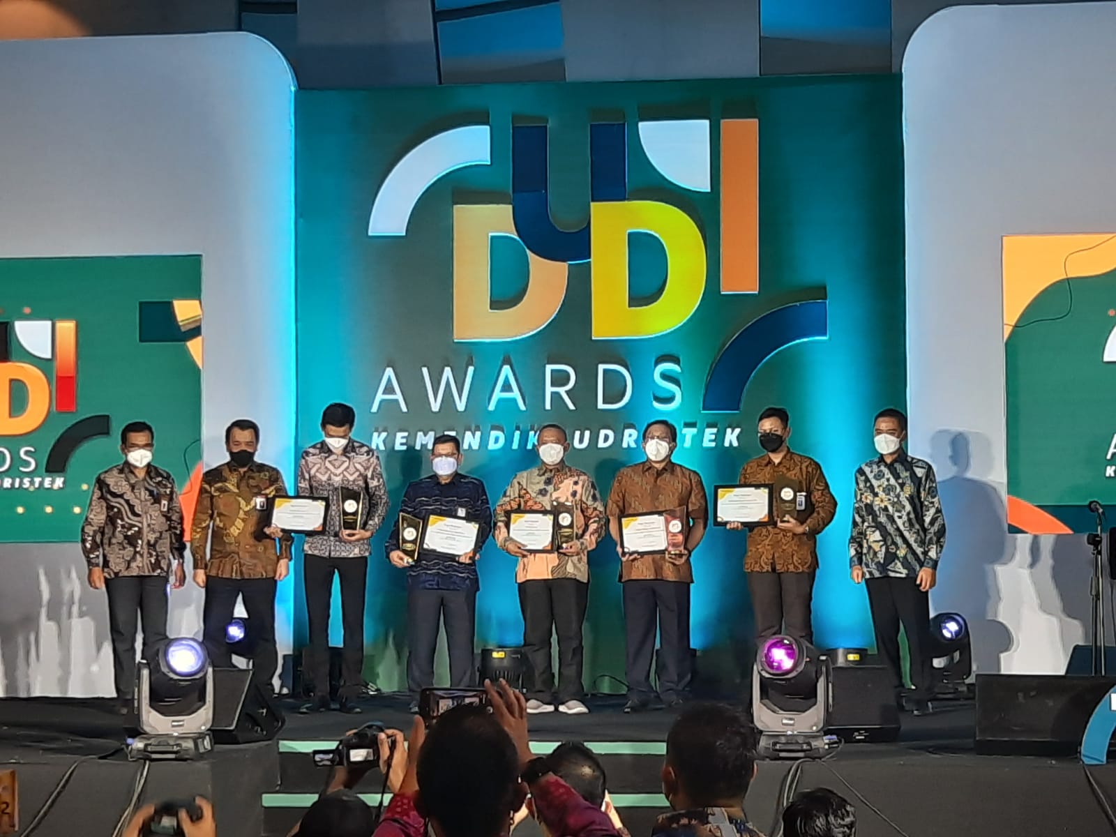 Berdedikasi Dukung Vokasi, 40 Entitas Industri Menangkan DUDI Awards 2021