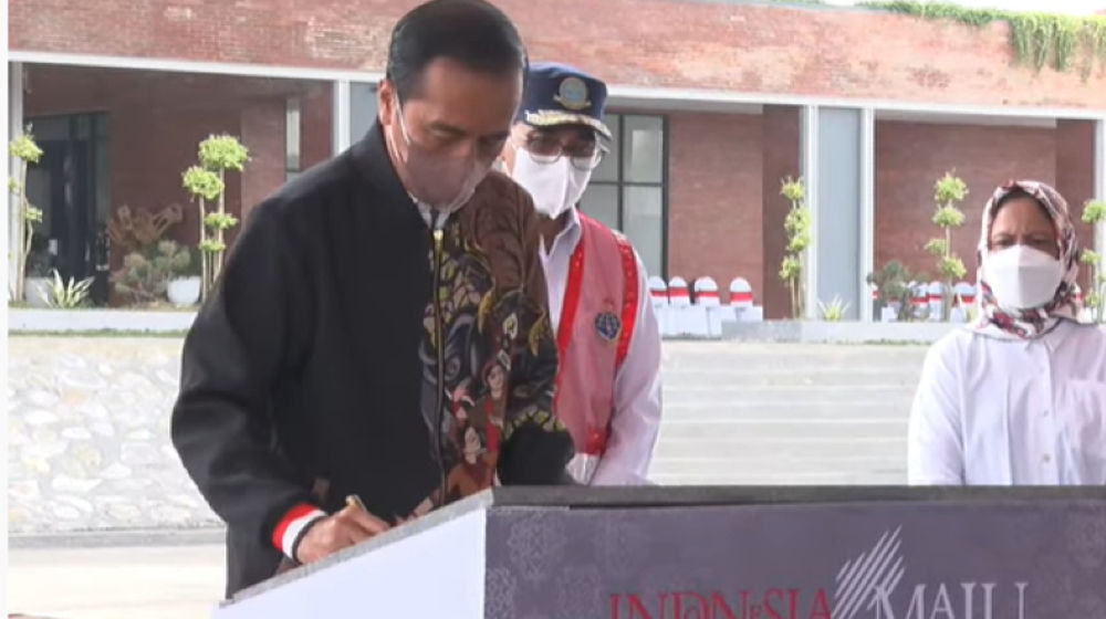 Didesain seperti Hutan Jati, Jokowi Optimistis Bandara Ngloram Ungkit Ekonomi 6 Kabupaten di Jateng.jpg